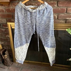 Puella lace joggers sz large